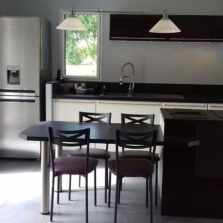 9 Pers 160 M² +Jardin- 10Mn Nantes -30Mn Mer Bouguenais Exteriör bild