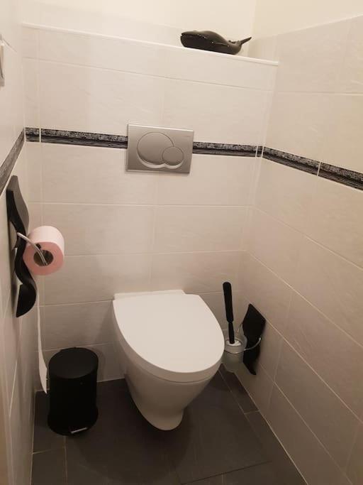9 Pers 160 M² +Jardin- 10Mn Nantes -30Mn Mer Bouguenais Exteriör bild